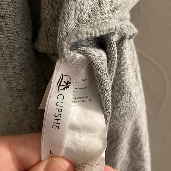 Cupshe Grey Sweater - Picture 2 of 3